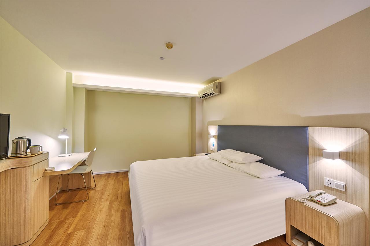 Hotel Hanting Fengzhuang 2*